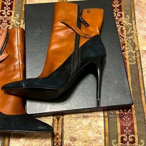 Leather and suede low cut boots